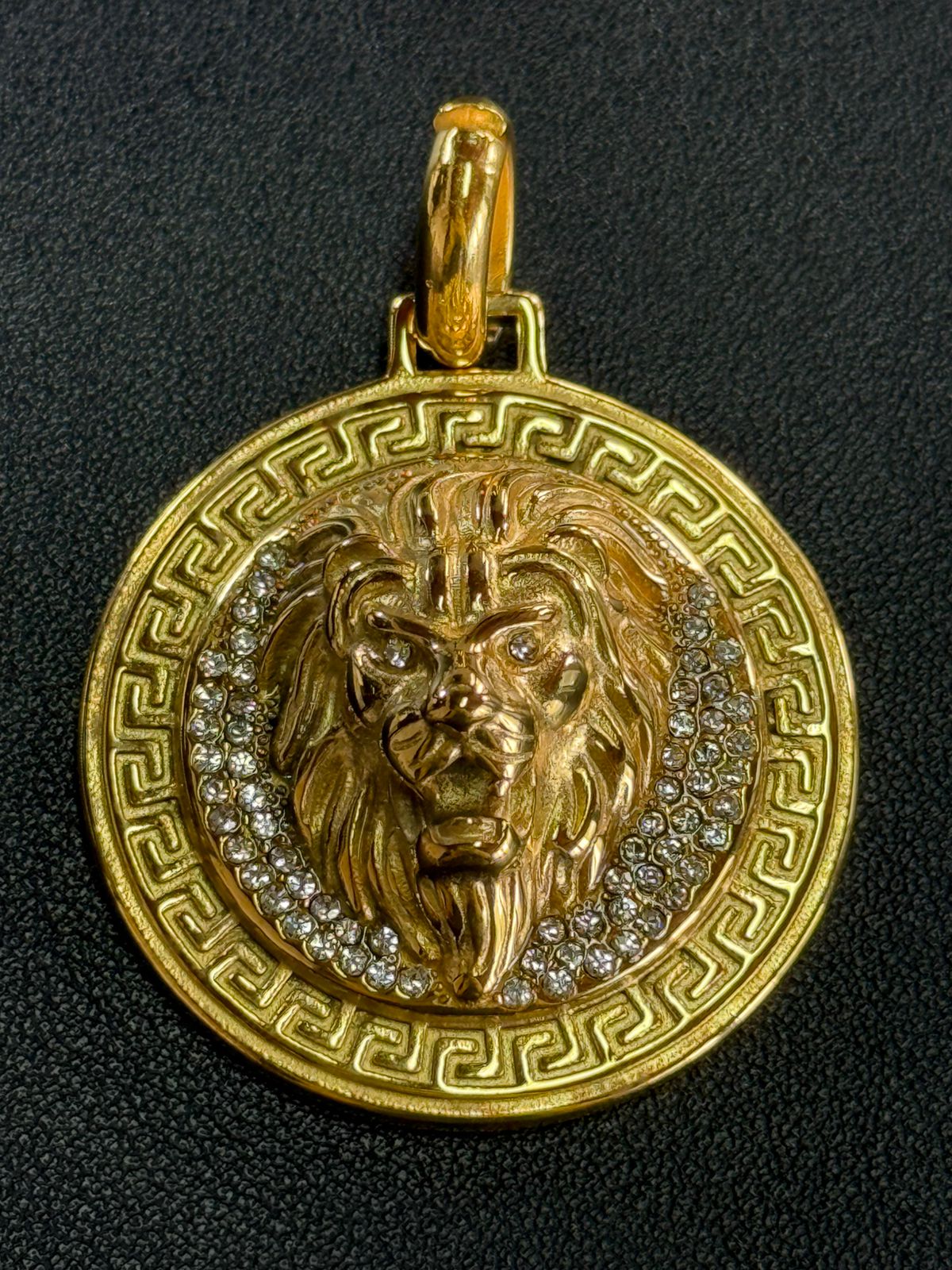 Dije León